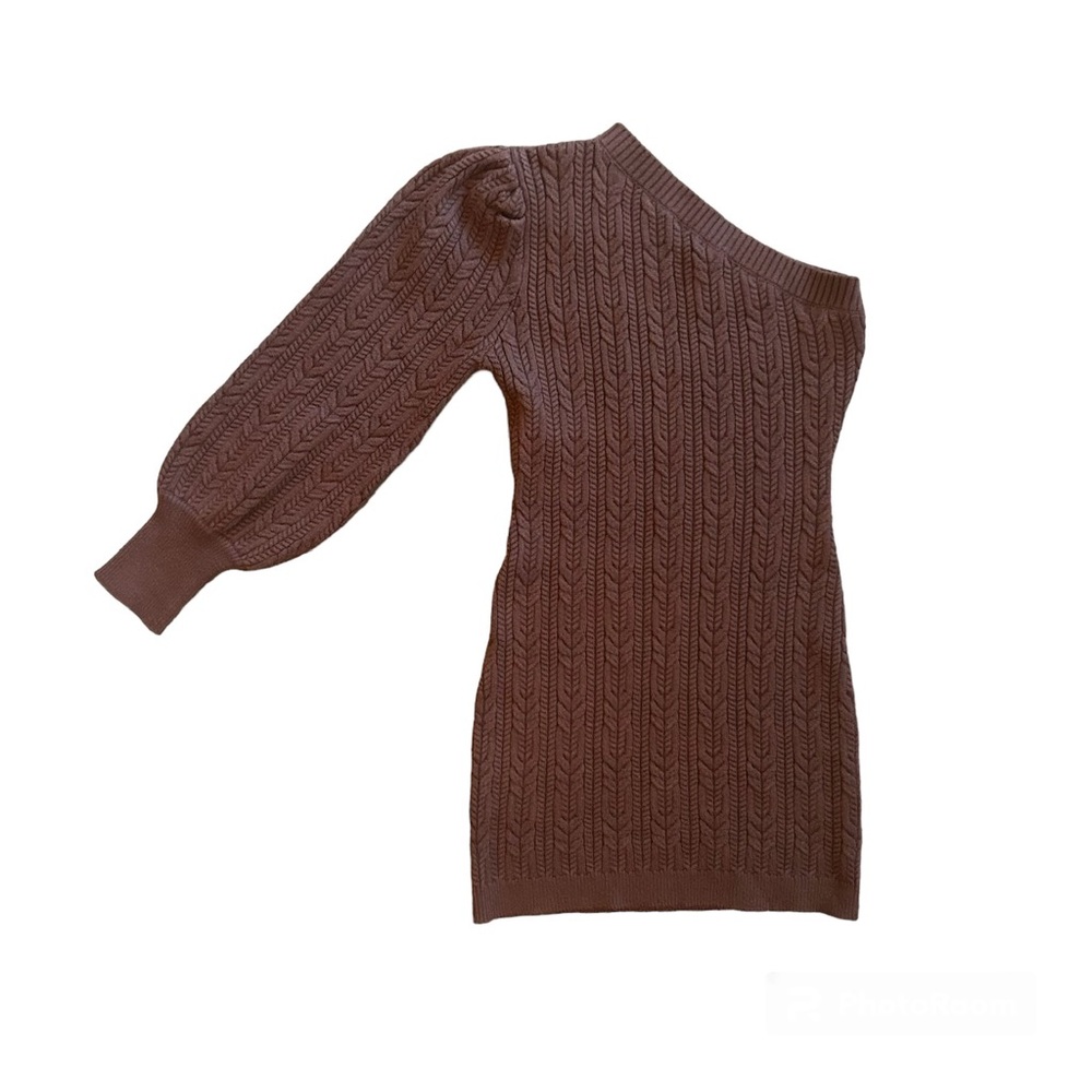 Entro dark brown one shoulder sleeve knit sweater dress size large NEW WITH TAGS